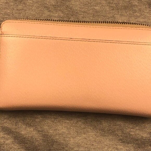 Kate Spade Blush Pink Wallet - Picture 5 of 10